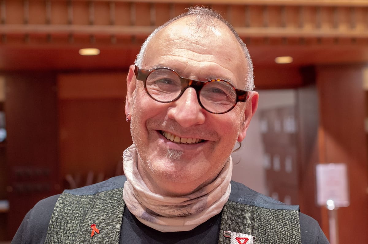 Jonathon Blake to help unveil UK AIDS Memorial Quilt panel in Runcorn