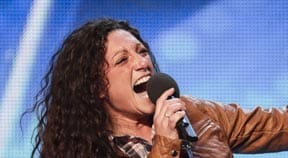 Eva Iglesias joins line up for Golden Handbag Awards on Sunday