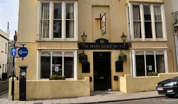 FOOD REVIEW: Great steak at the Iron Duke