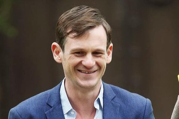 EastEnders to create trans* storyline