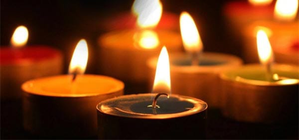 Baghdad bombing candlelit vigil