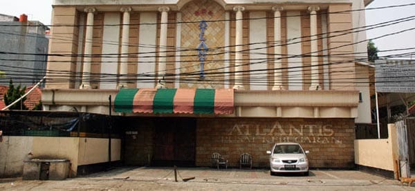 141 men arrested in Indonesian sauna raid