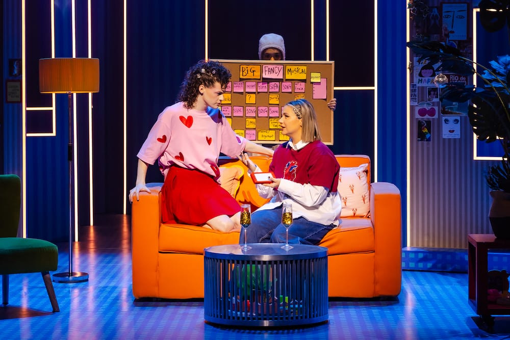 REVIEW: ‘Why Am I So Single?’ at Garrick Theatre
