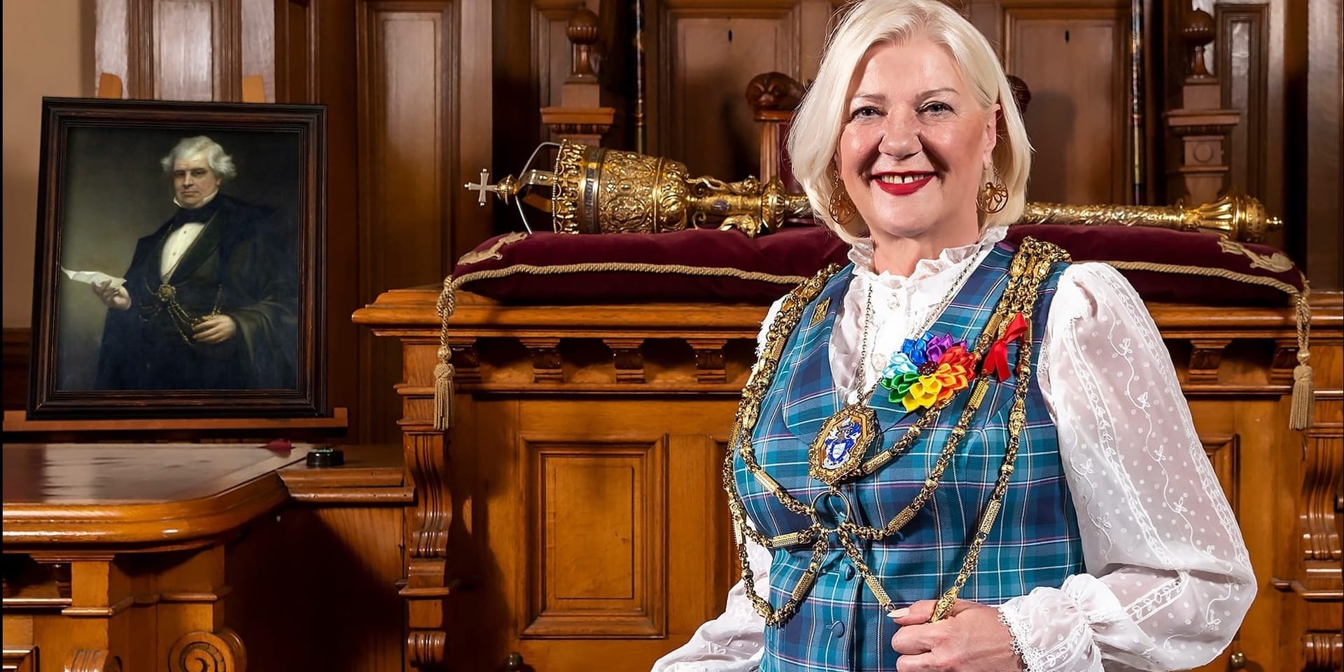 Official portrait of Brighton & Hove’s Mayor unveiled at Brighton Town Hall
