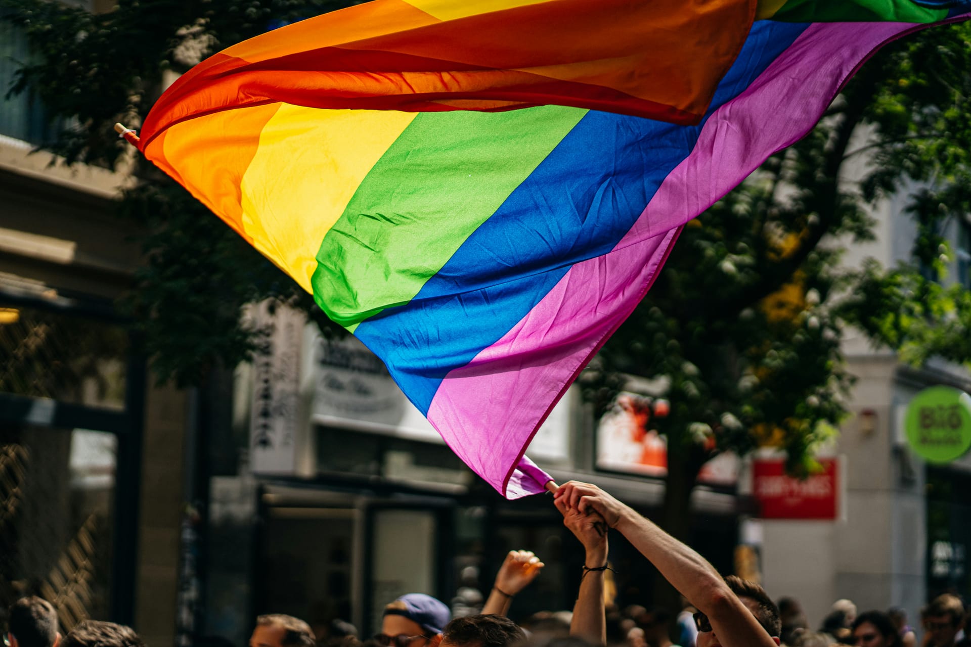 One dead and many injured after vehicle hits crowd at Berlin Pride