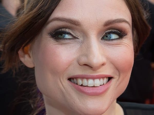 Sophie Ellis-Bextor condemns rising transphobia: “I do get very down about it”