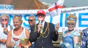500 miles 4 Smiles: Dental hygienist completes marathon walk