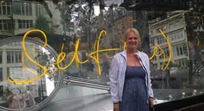 500 Miles 4 Smiles: Update day 27: Christina arrives at Marble Arch