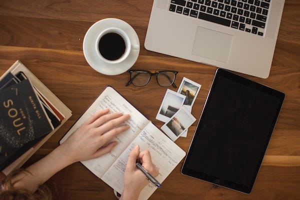 Raconteur launches FREE business journalism course for underrepresented voices