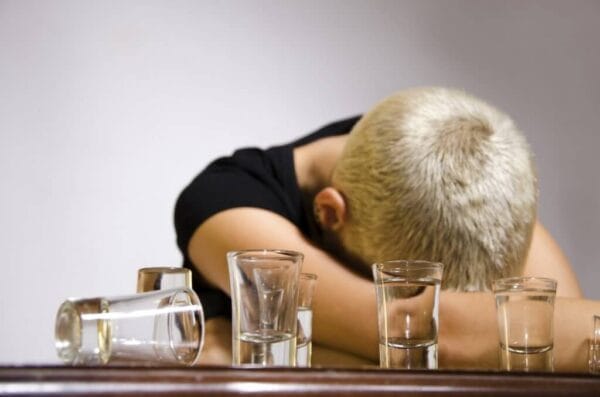 University of Brighton conducts “first comprehensive review of alcohol misuse in the UK’s LGBTQ+ communities”