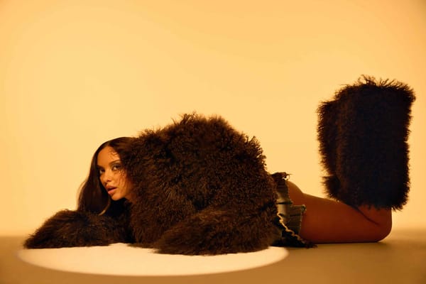 Giddy up, it’s the Wild Wild West! JADE drops buzz track Midnight Cowboy ahead of second single next month