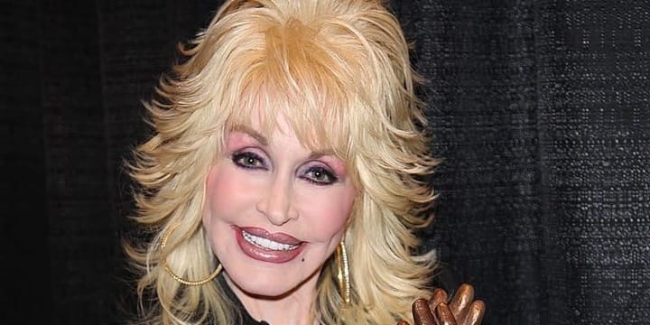 "I surely didn’t break that many records.” Dolly Parton honoured as Guinness World Records Icon