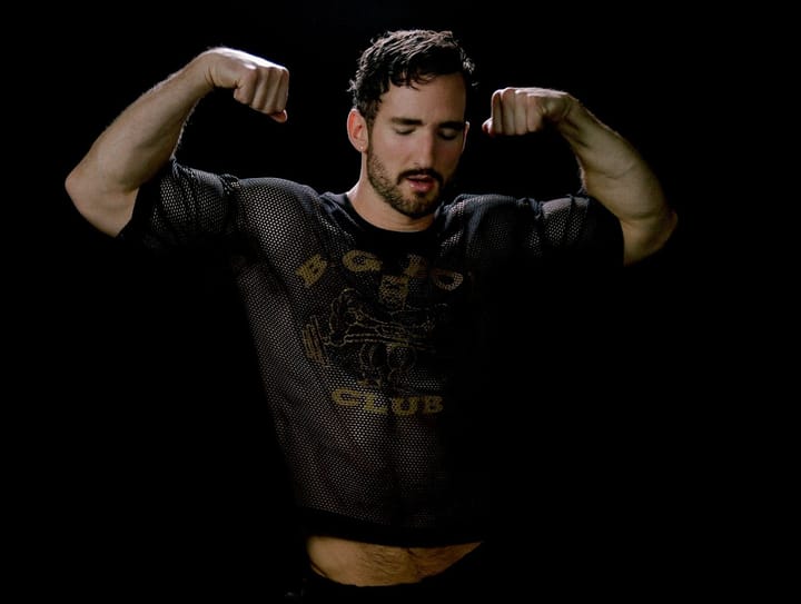 INTERVIEW: Nick Pes explores queer desire through evocative synth-pop single Adonis