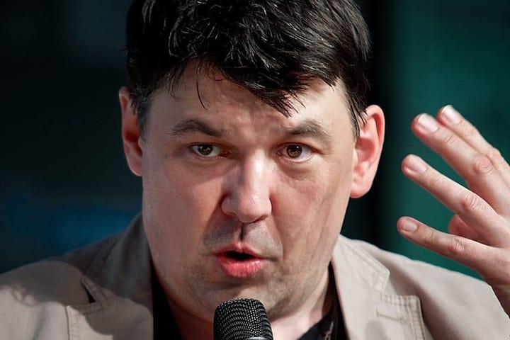 Graham Linehan arrested at Heathrow over social media posts on trans issues