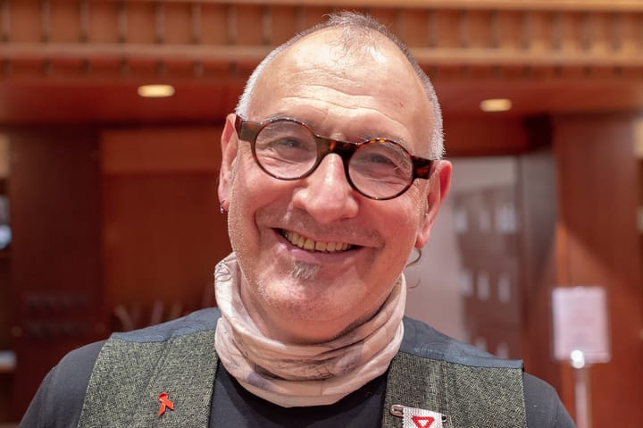 Jonathon Blake to help unveil UK AIDS Memorial Quilt panel in Runcorn