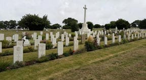 Kemptown MP visits Commonwealth war graves in Brighton