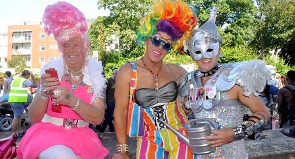 BRIGHTON PRIDE PICTURE DIARY: Carnival of Diversity: The Costumes