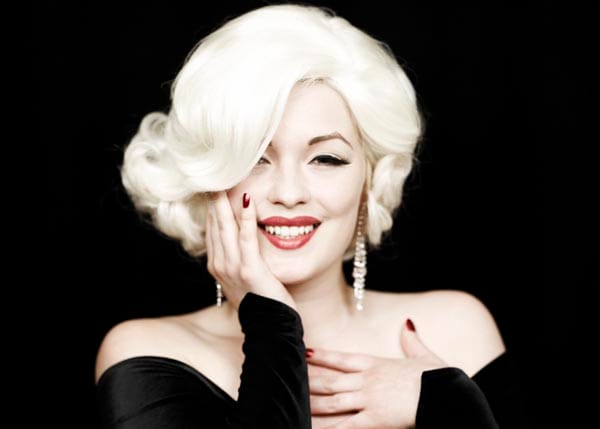 PREVIEW: Hundred Watt Club – Burlesque and Cabaret