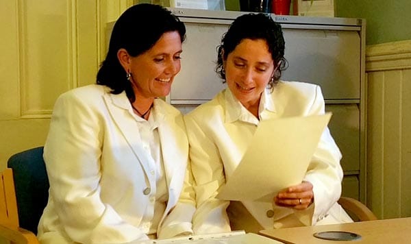 Couple return to Brighton after 10 years to marry