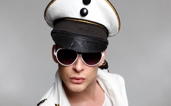 DJ runs London marathon for THT