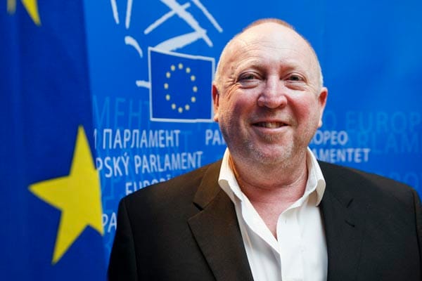 Green MEP tells Tories “There is no cure for love”