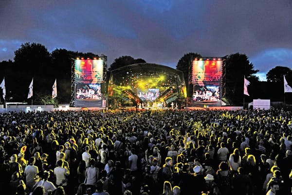 TRAVEL: Brighton Pride 2017