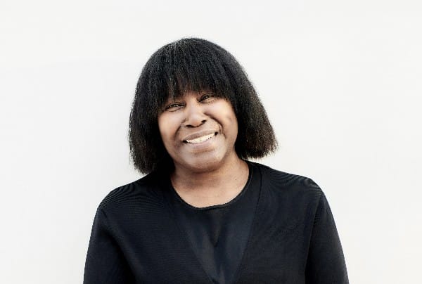 PREVIEW: Virtuoso artist Joan Armatrading releases latest single