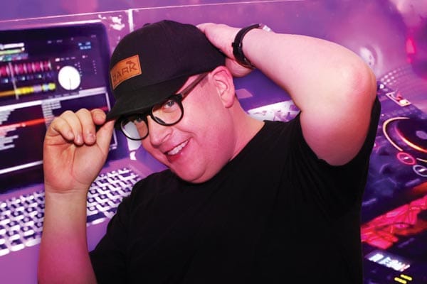 DJ Profile: DJ Dazwell