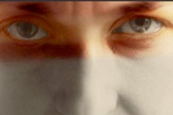 Fringe THEATRE REVIEW: Kissing Annie Lennox @The Warren