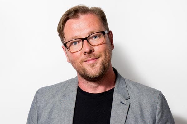 Laid Back Literati with Damian Barr