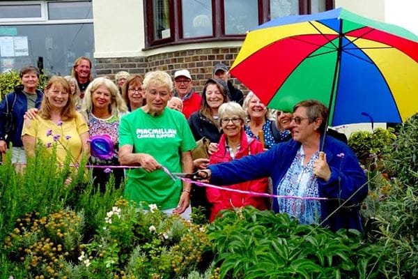 Local gardener raises over £9,000 for Macmillan Cancer Support