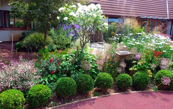 Residents open their gardens for the Martlets