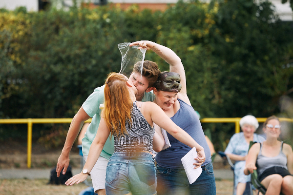 FEATURE: Conor comes to Hove in One Fell Swoop !