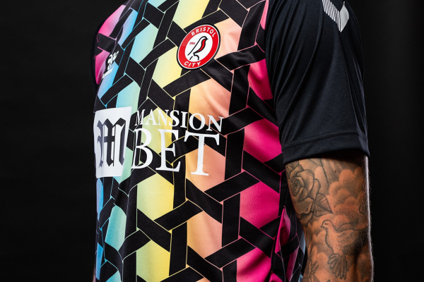 Football: Rainbow Jerseys trigger homophobia