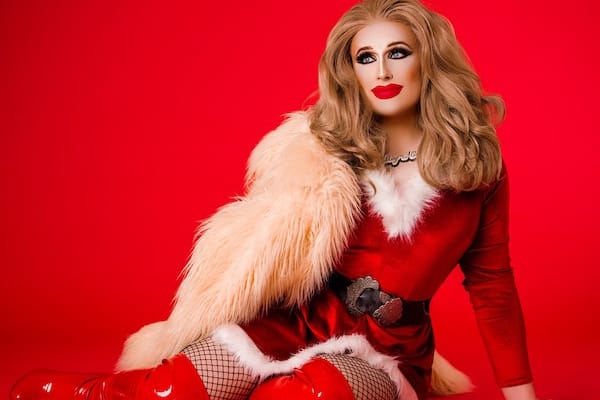 Crystal Lubrikunt to stream ‘Santa’s Little Slag’ for AKT