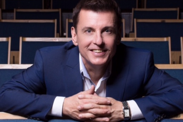 FEATURE: Strictly His Own Moves