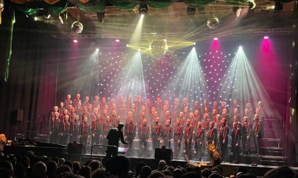 REVIEW: Brighton Gay Men’s Chorus – ‘SINGDERELLA’