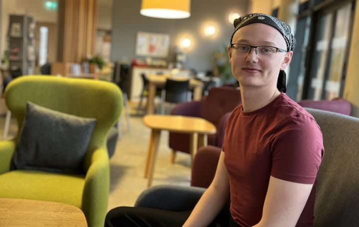 Gay man from Worthing, diagnosed with Testicular Cancer, shares his story as part of new Macmillan Cancer Support partnership