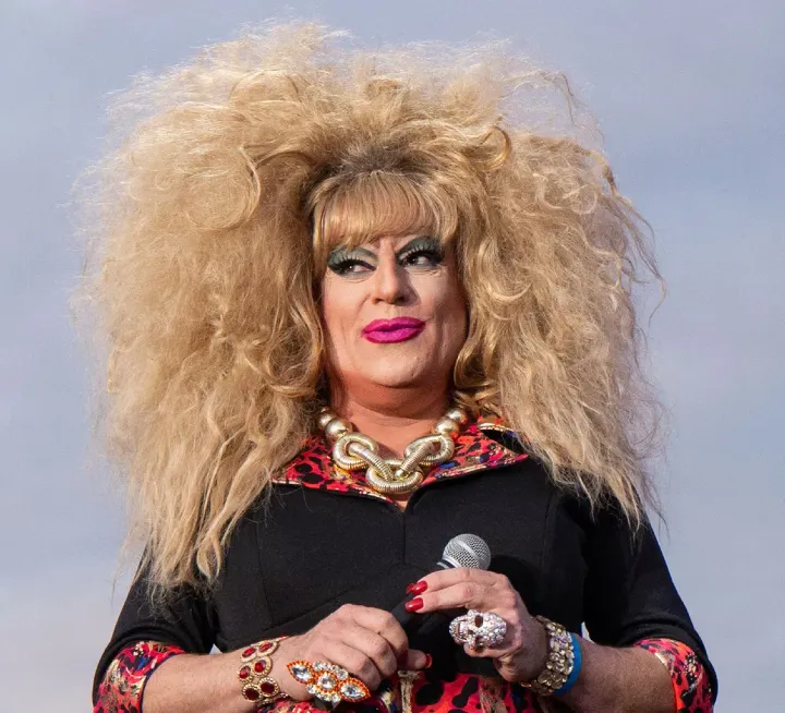 Metropolitan Police apologises over investigation into the death of American drag artist Heklina