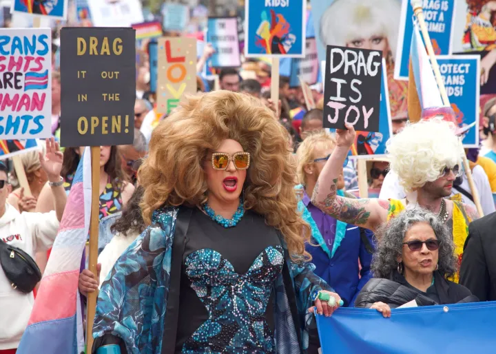 Politicians in Missouri considering legislation, which will ban cabaret or drag performances