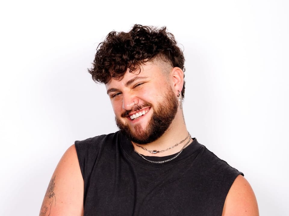 INTERVIEW: Max Hovey explores queer culture’s tough conversations in NO FATS, NO FEMS: A Guide to Queer Empathy and Unpacking Prejudice