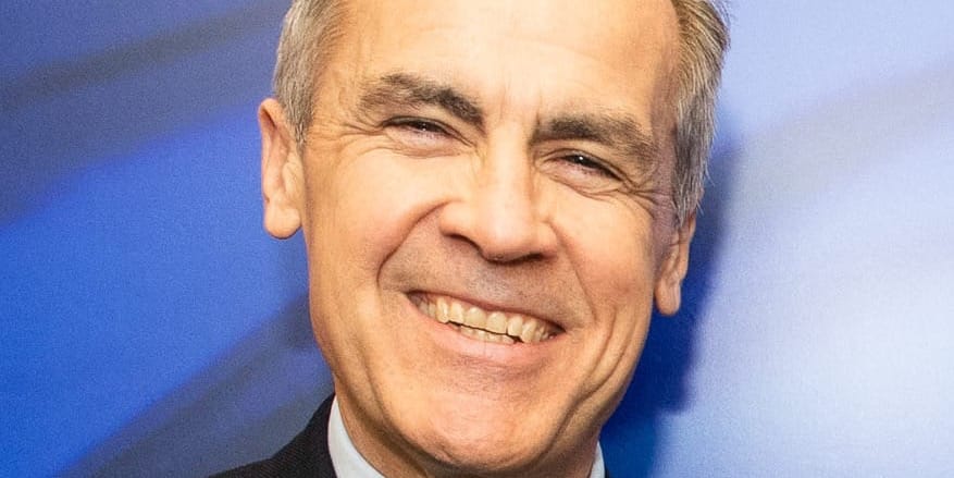 Mark Carney backs LGBTQ+ rights at Toronto Pride: ‘Love who you want to love’