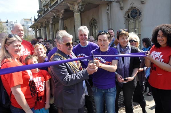 Stonewall raise £65,000 on Brighton Walk