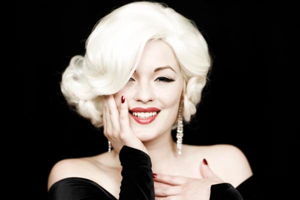 PREVIEW: Hundred Watt Club – Burlesque and Cabaret