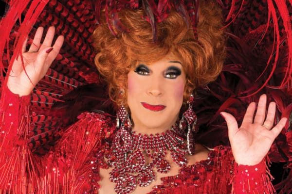 PREVIEW: Ceri Dupree: The Ladies I Love @ the Royal Hippodrome, Eastbourne