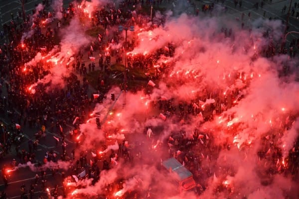 Police clash with anti-LGBTQ+ protestors in Poland