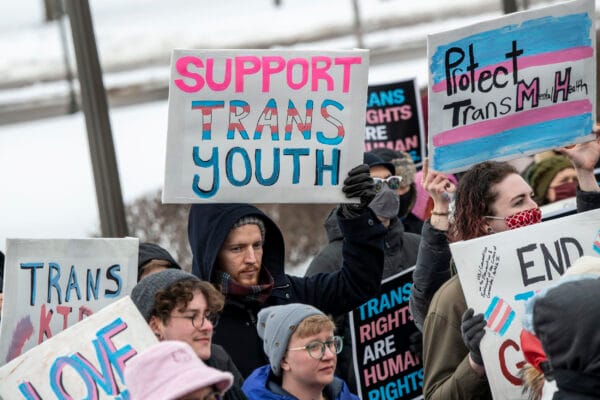 NHS bosses to ban gender questioning children from accessing ‘puberty blockers’