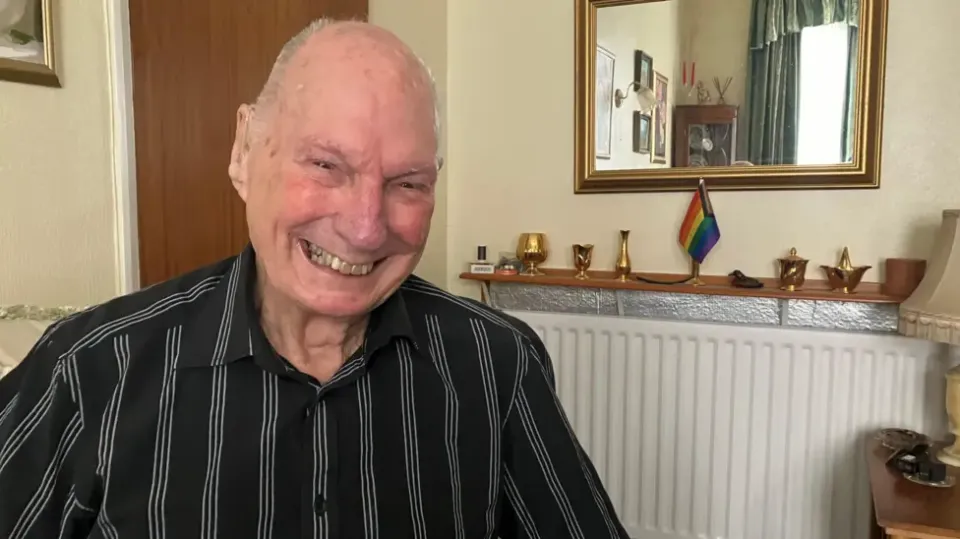 RAF veteran to honour members of the LGBTQ+ community in the armed forces on Remembrance Sunday