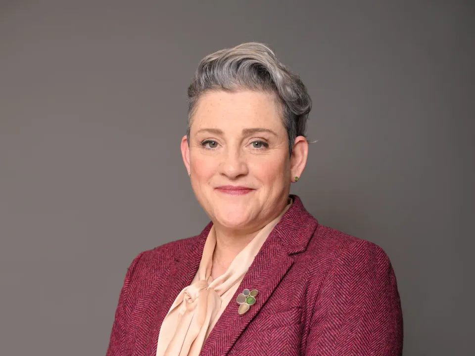 Ashley Dalton MP, a vocal  supporter of trans rights, appointed as new health minister
