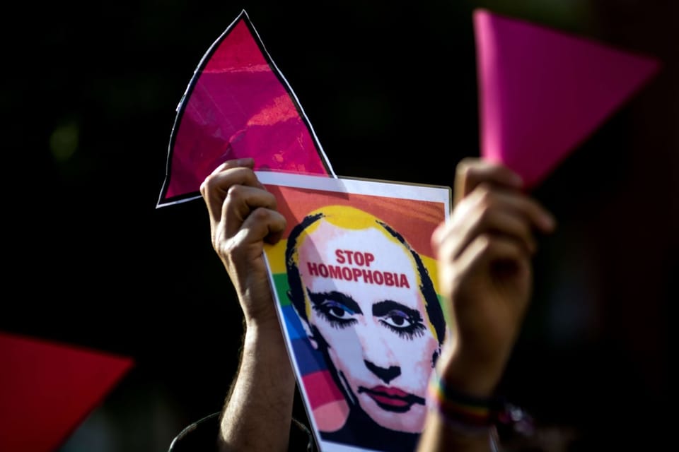 Russian authorities arrest several employees of Russia’s largest book publisher over alleged LGBTQ+ “propaganda” and “extremism”